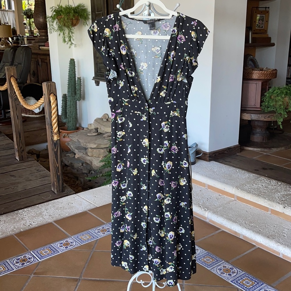 Forever 21 Contemporary Floral Midi Dress